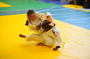 Setting up an armlock