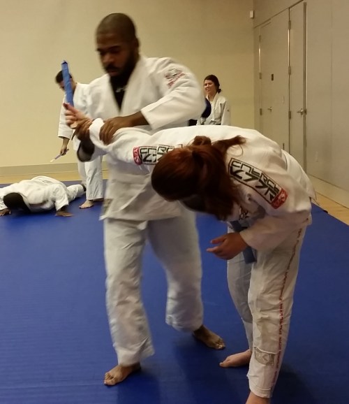 Friends don't let friends keep their knife